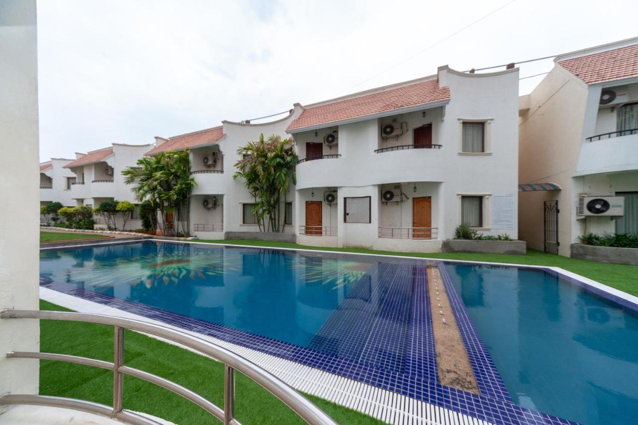 Capital O 6229 Ilara Hotels And Resorts Siruseri Εξωτερικό φωτογραφία